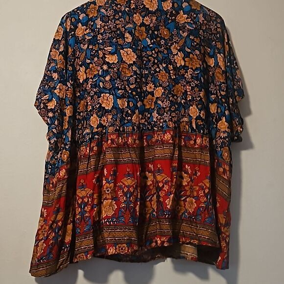 Sason Curve Floral Blouse Blue & Red Size 3XL - Picture 7 of 7
